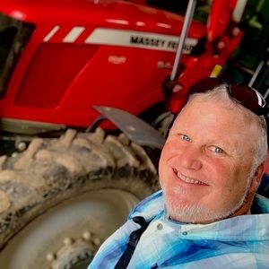 Meet your Posher, Stephen